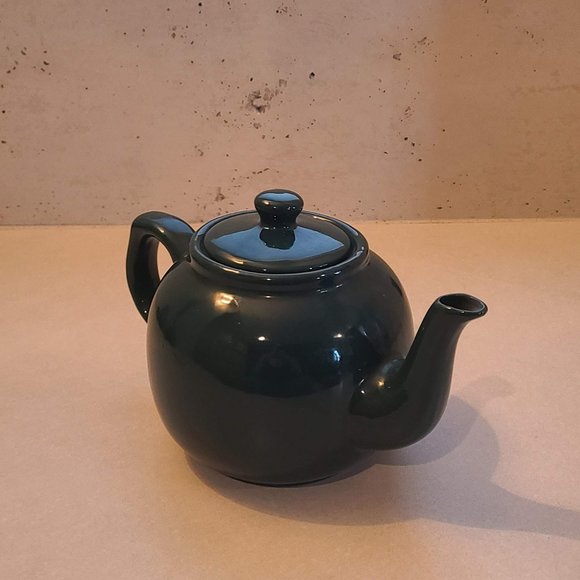 Dark Green Tea Pot - Picture 4 of 9